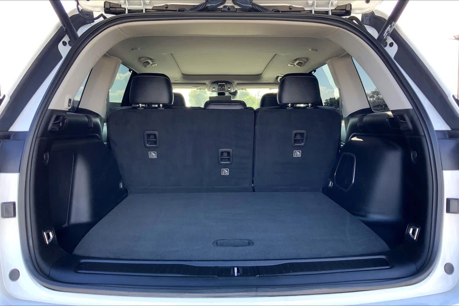 2023 Jeep Grand Cherokee 4xe photo 33 of 35