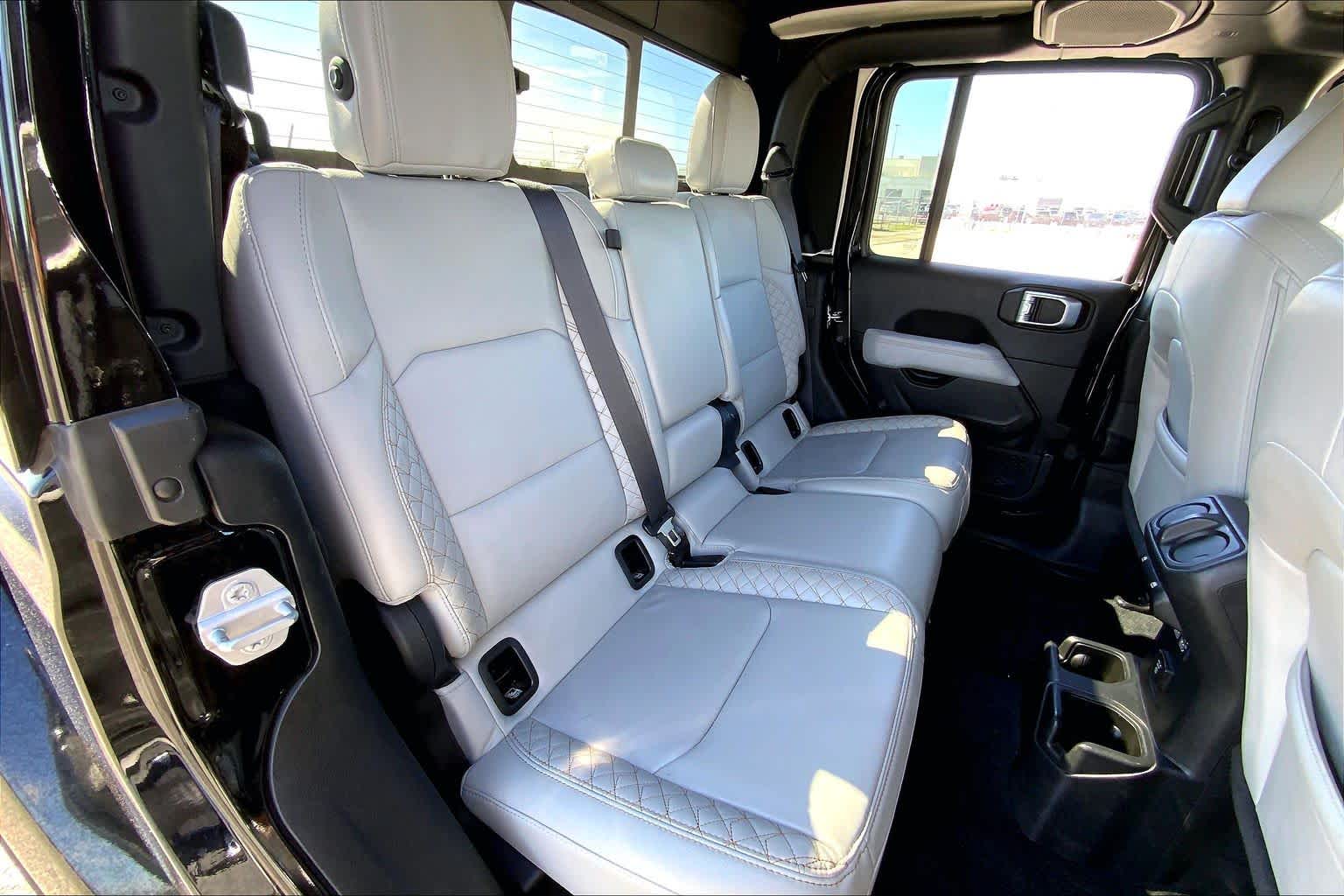 2022 Jeep Gladiator High Altitude Black Clear Coat at AutoNation Toyota Gulf Fwy