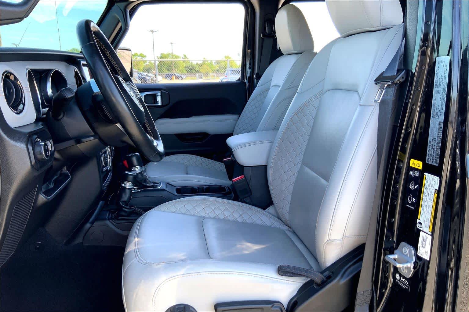 2022 Jeep Gladiator High Altitude Black Clear Coat at AutoNation Toyota Gulf Fwy