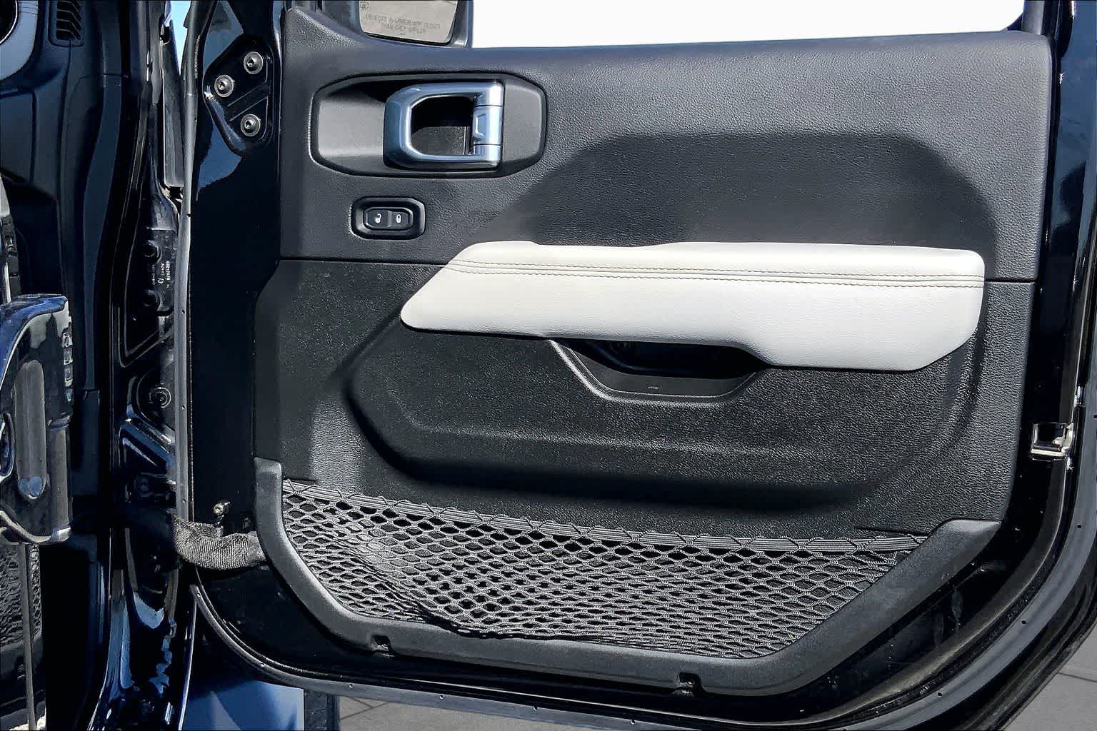 2022 Jeep Gladiator High Altitude Black Clear Coat at Honda of Clear Lake