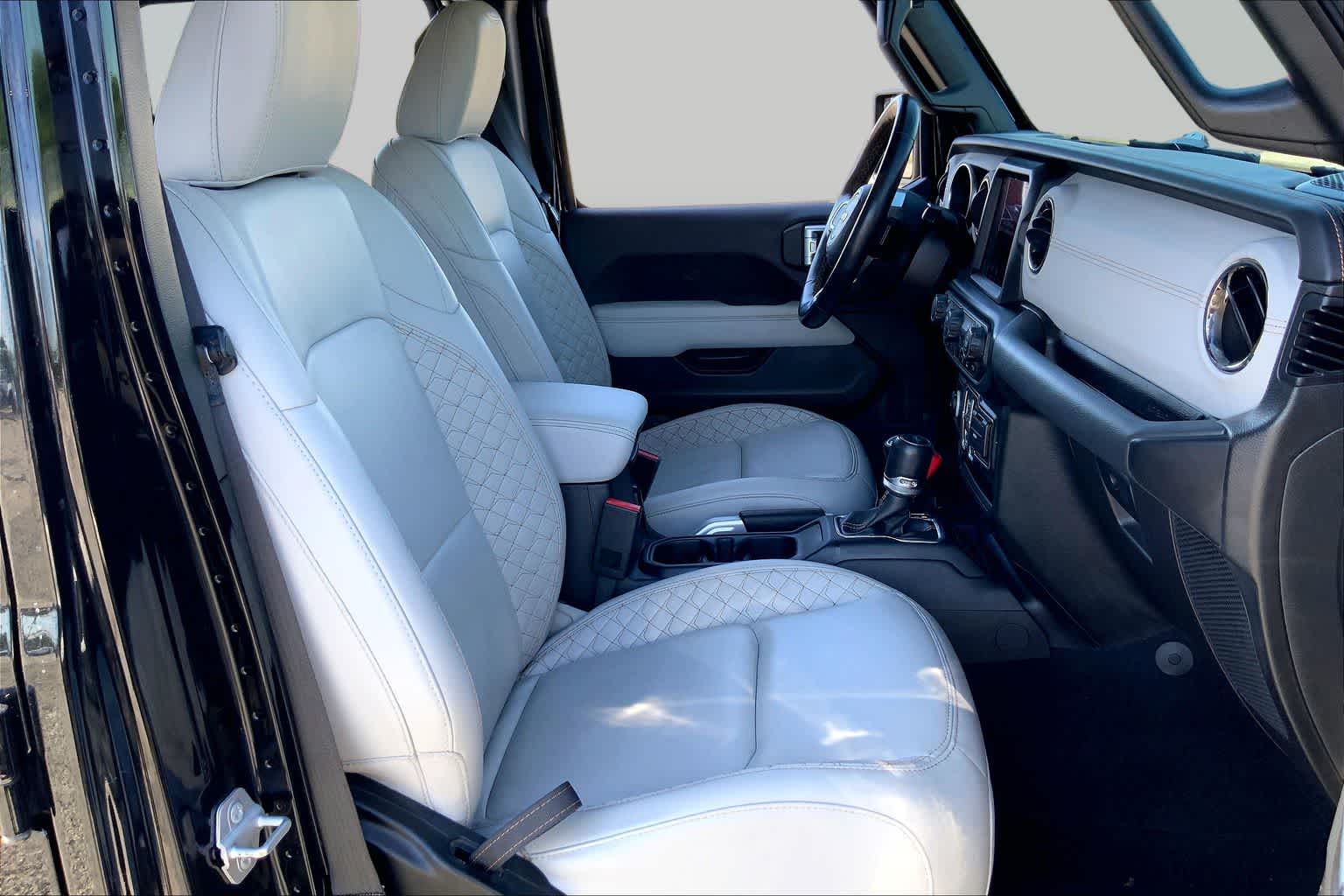 2022 Jeep Gladiator High Altitude Black Clear Coat at Honda of Clear Lake