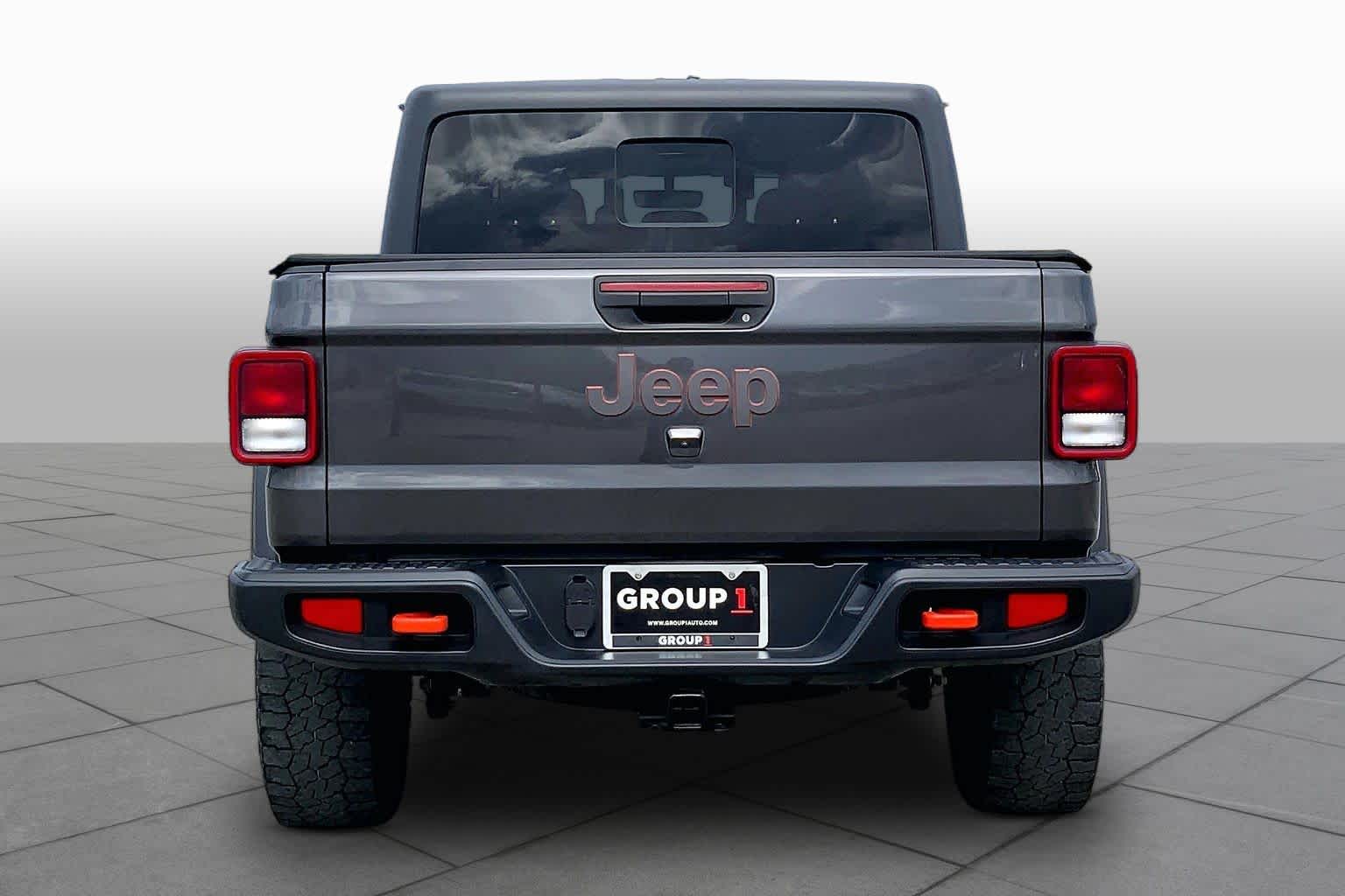 2022 Jeep Gladiator photo 5 of 36