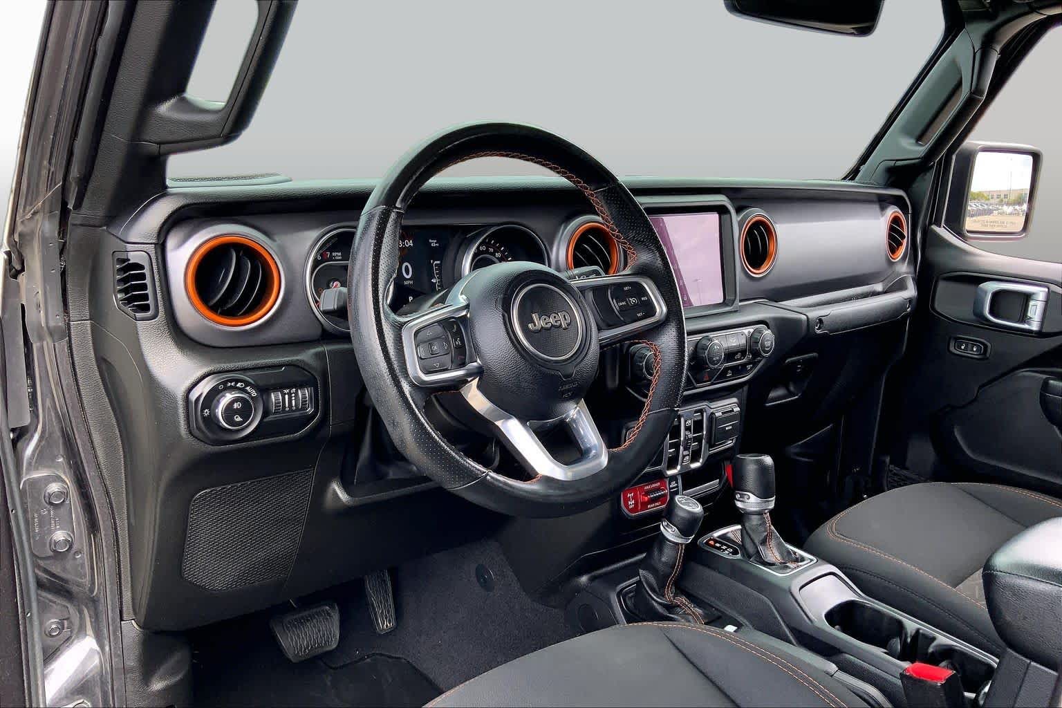 2022 Jeep Gladiator photo 17 of 36