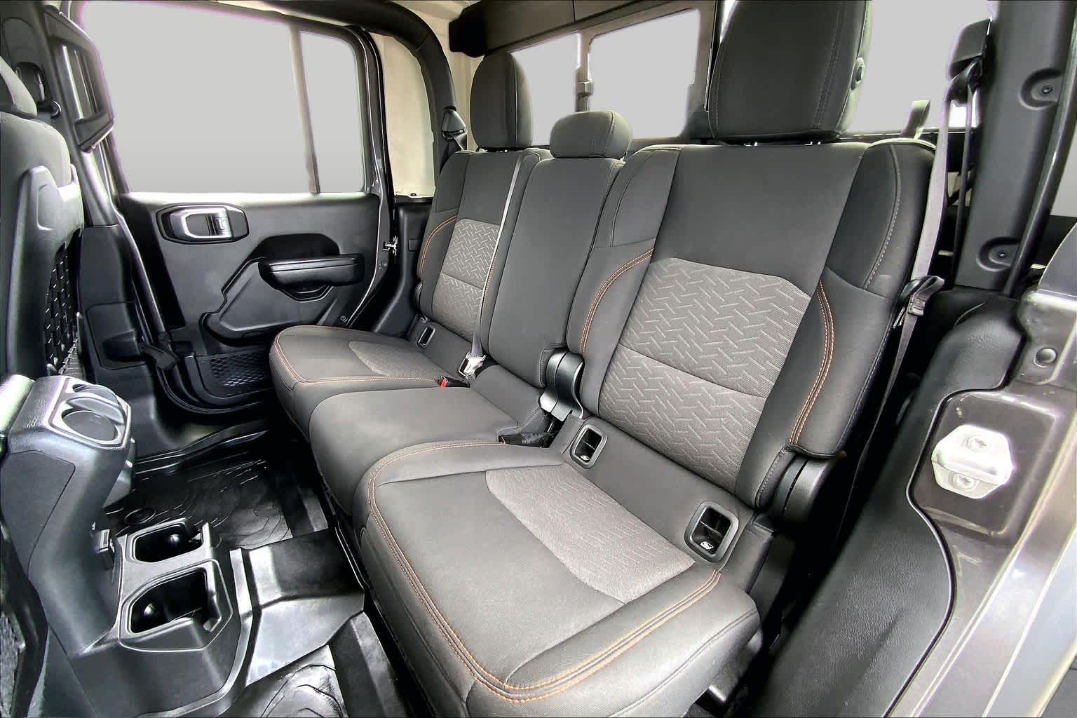 2022 Jeep Gladiator photo 20 of 36