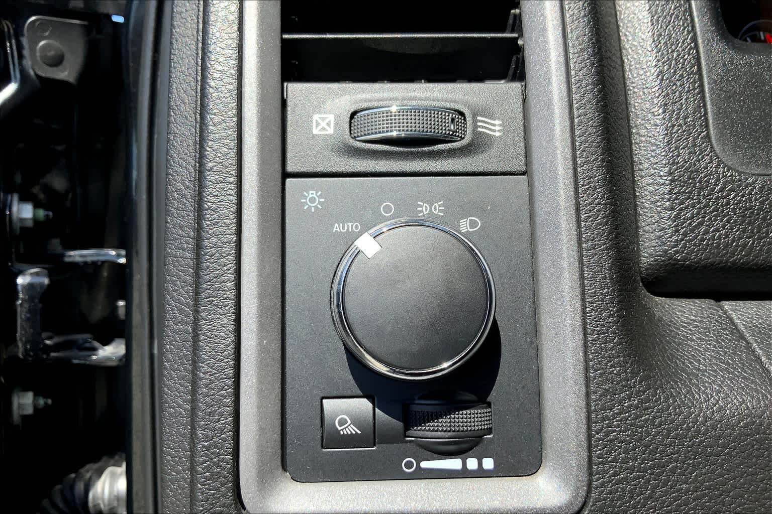 2021 Ram 1500 Classic photo 33 of 36