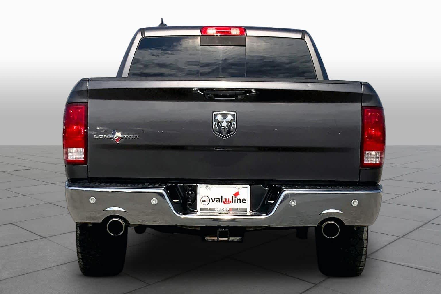 2017 Ram 1500 photo 5 of 36