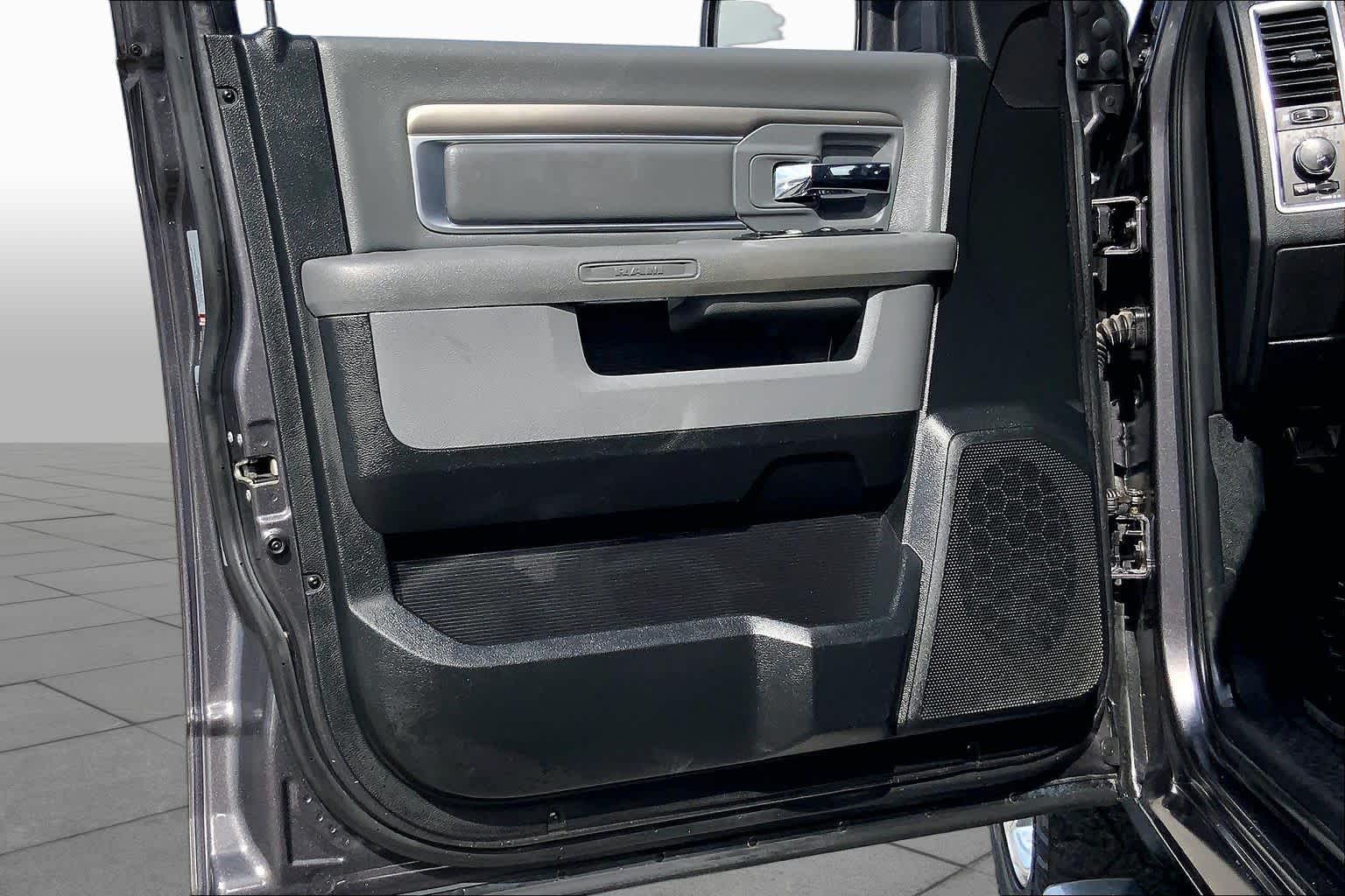 2017 Ram 1500 photo 21 of 36