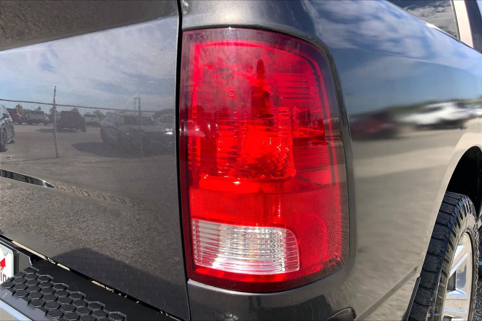 2017 Ram 1500 photo 10 of 36