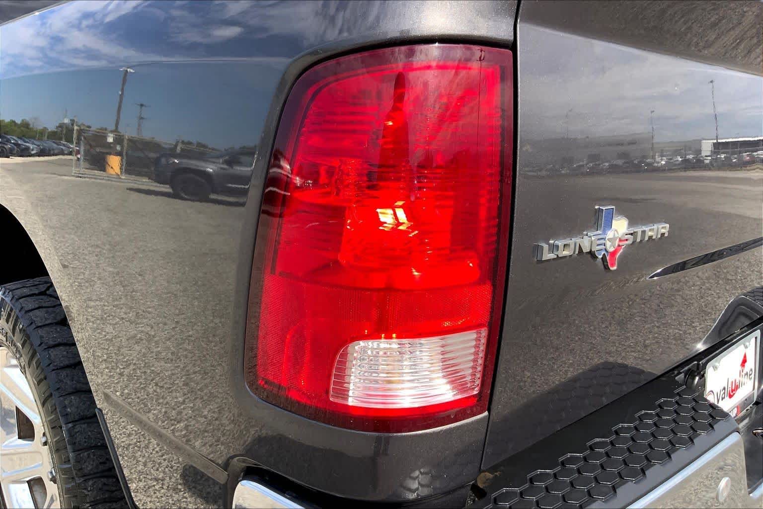 2017 Ram 1500 photo 28 of 36