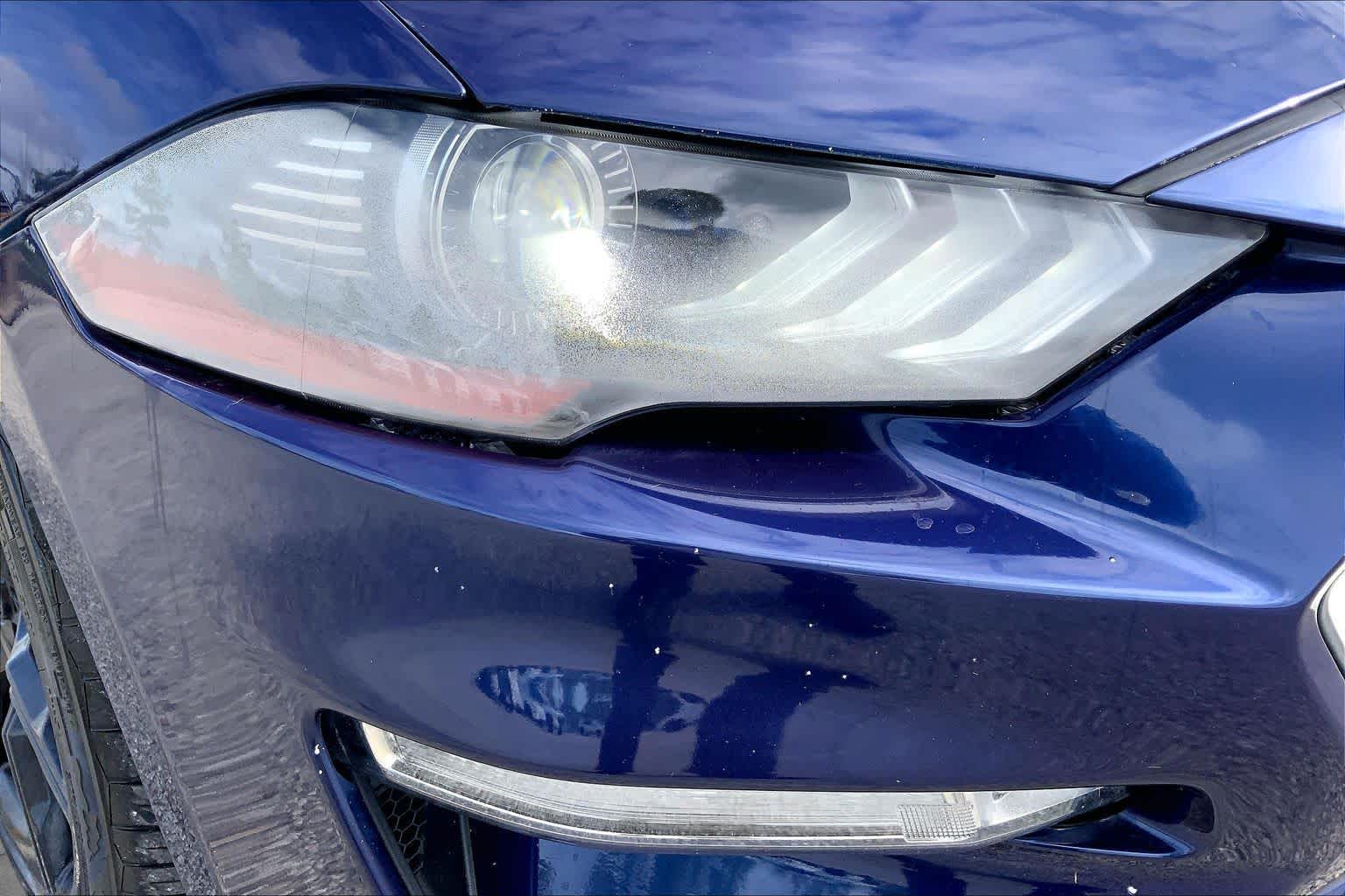 2019 Ford Mustang photo 27 of 36