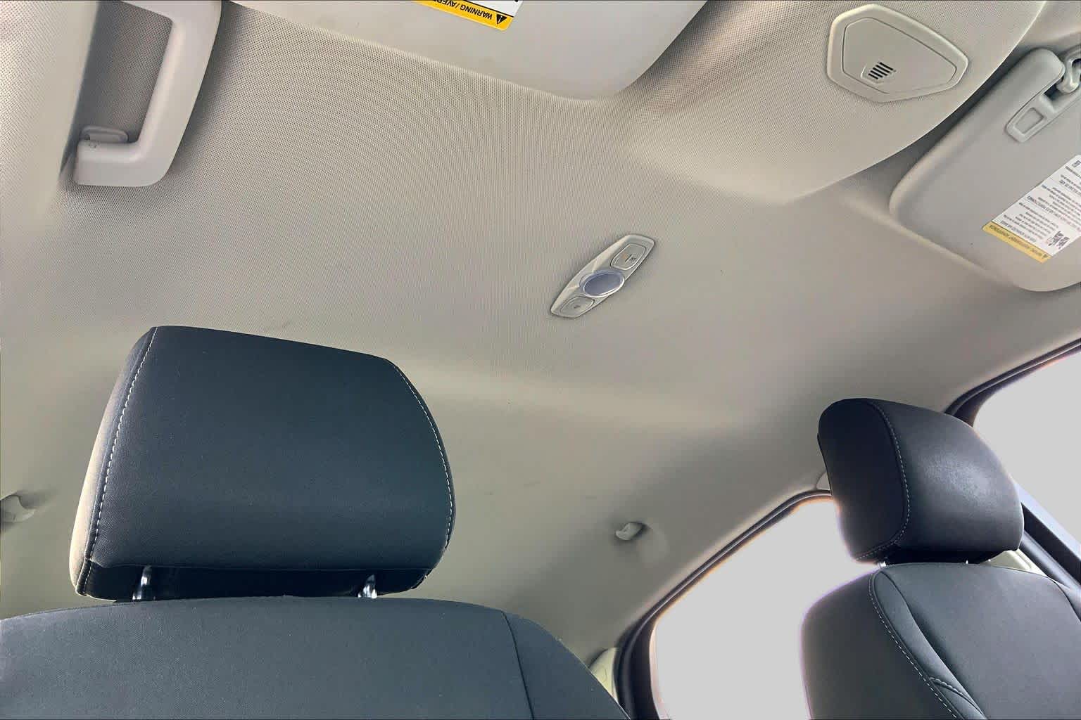 2017 Ford Focus photo 14 of 36