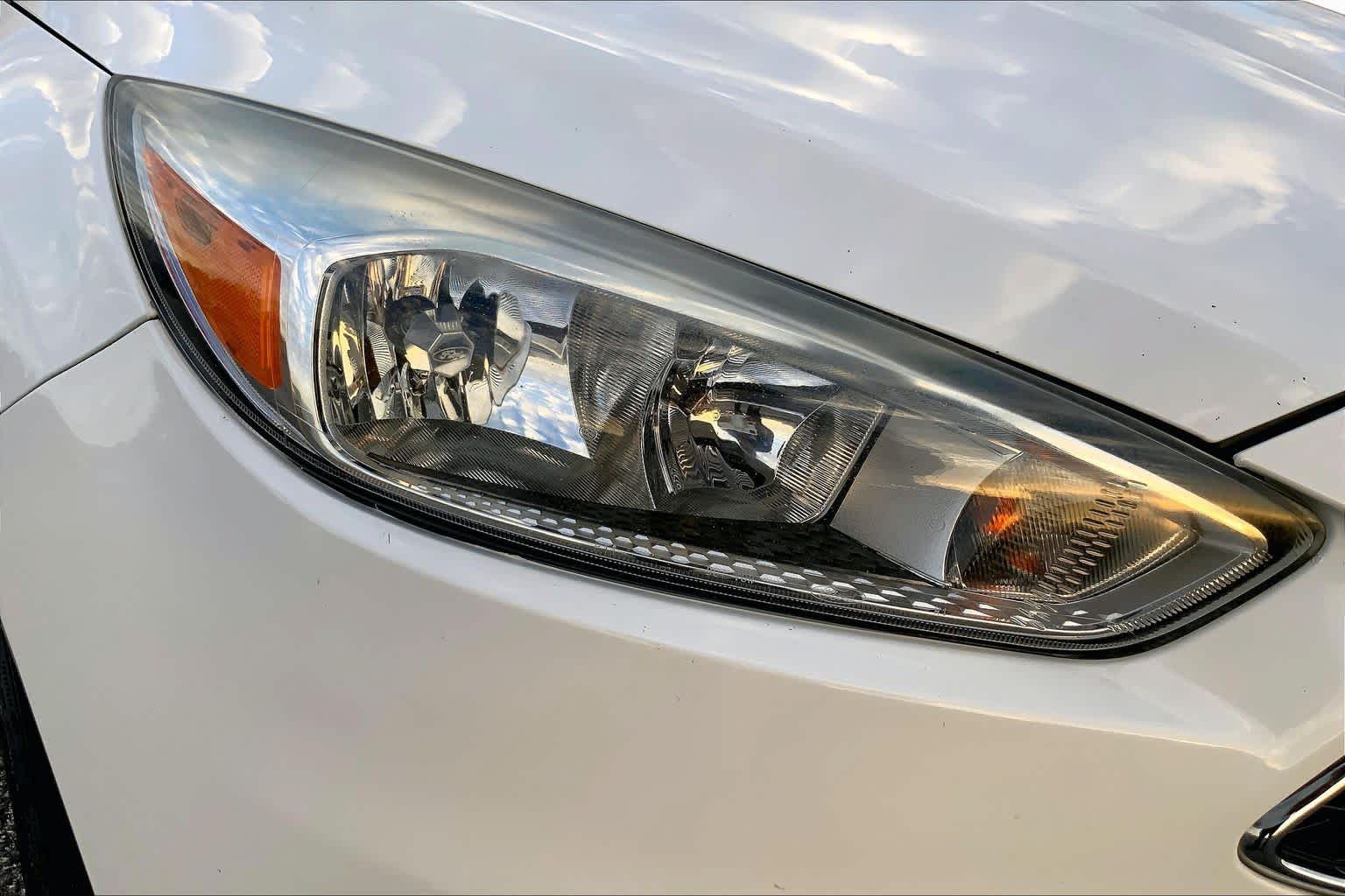 2017 Ford Focus photo 27 of 36