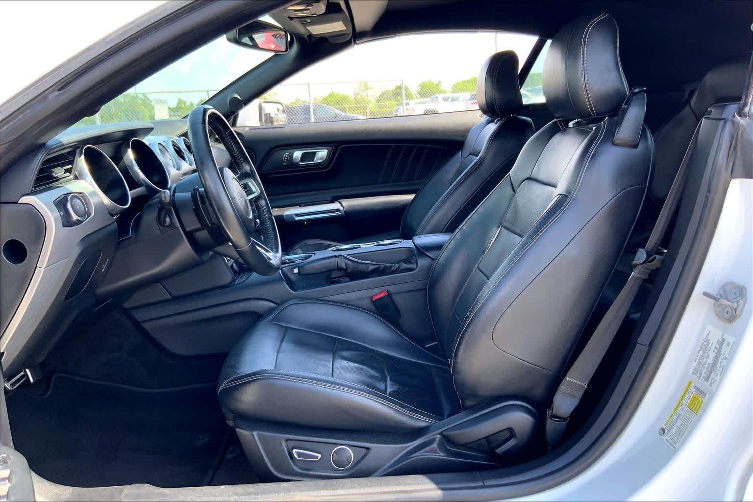 2019 Ford Mustang EcoBoost Premium - 7