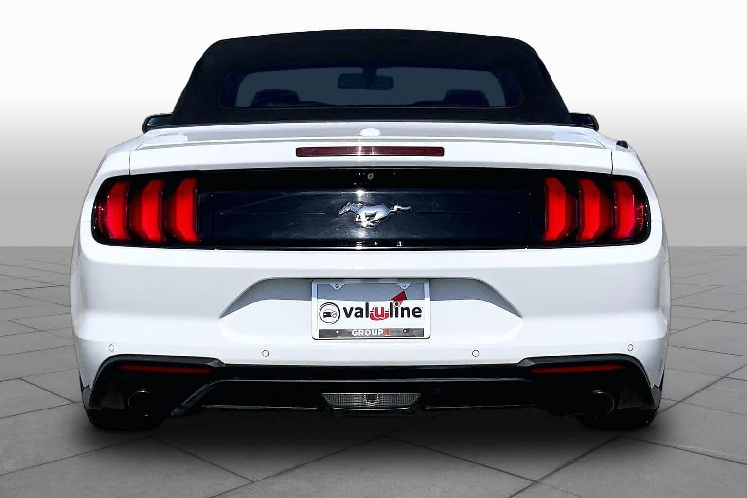 2019 Ford Mustang EcoBoost Premium - 4