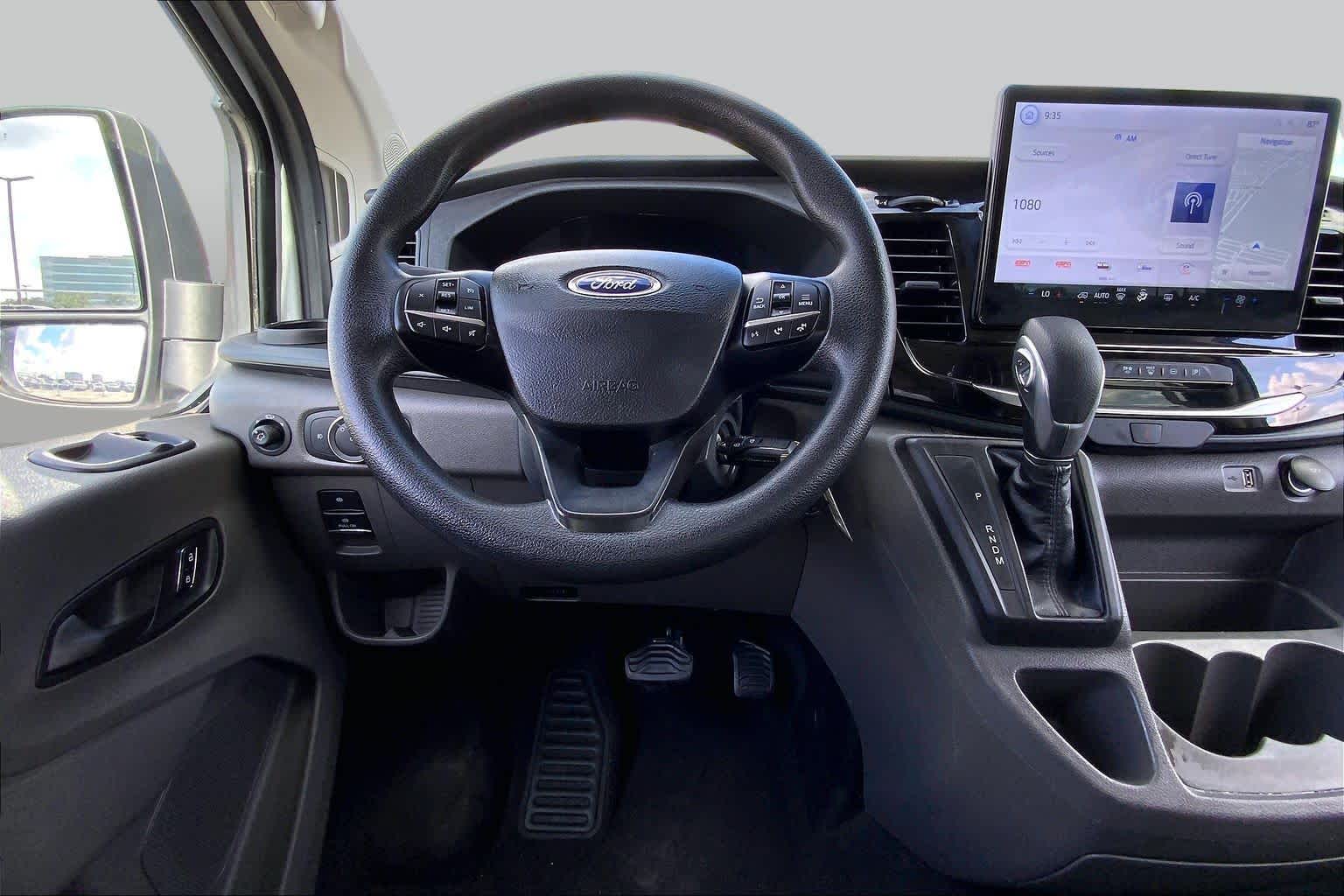 2025 Ford Transit Passenger Wagon photo 6 of 34