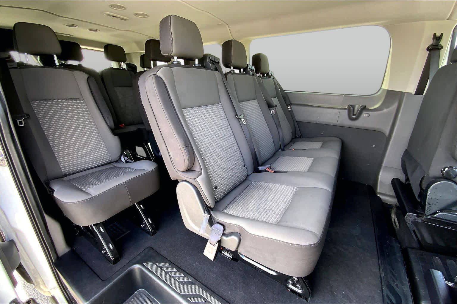 2025 Ford Transit Passenger Wagon photo 19 of 34