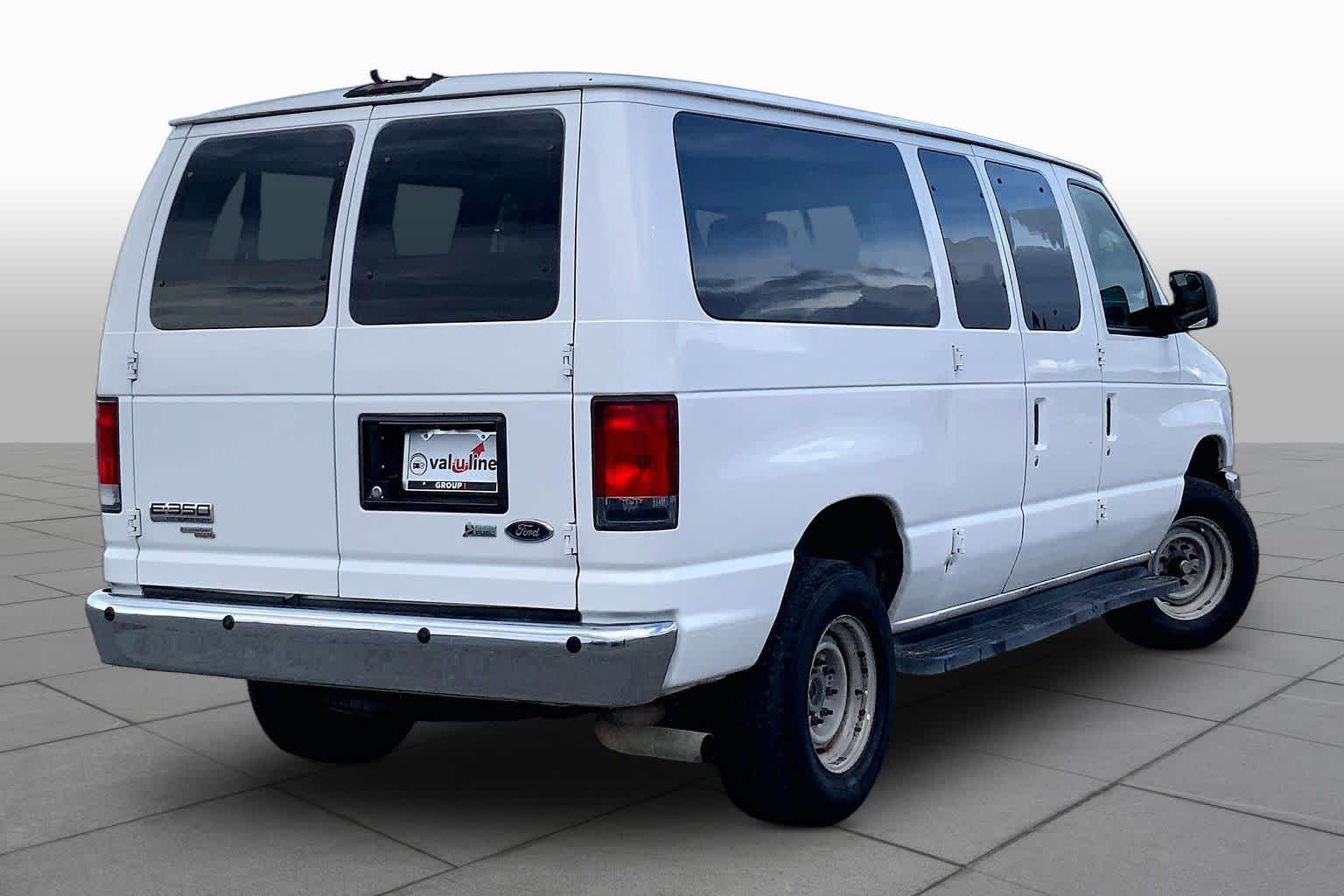 2014 Ford E-Series Wagon XLT Oxford White at Mac Haik Ford