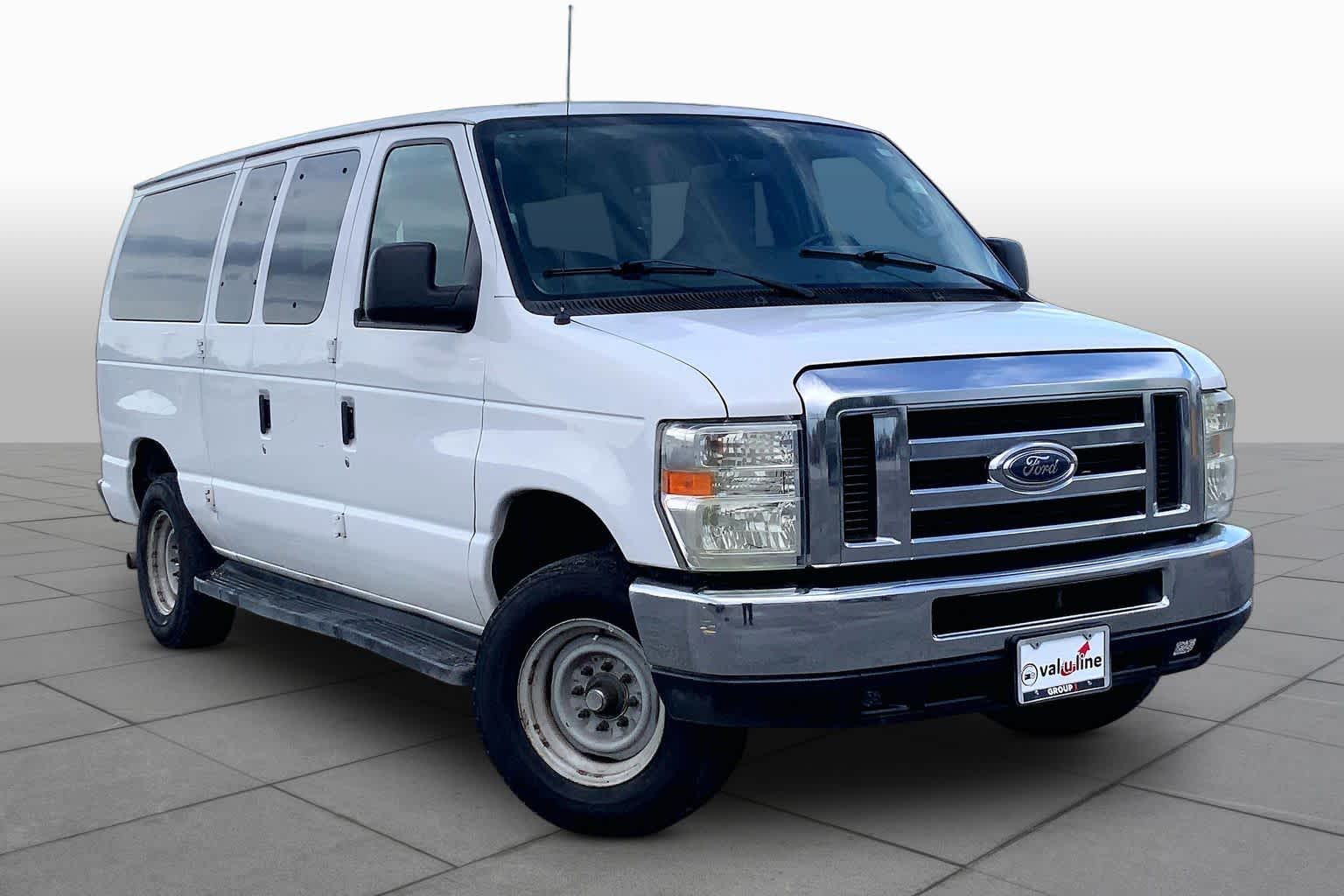 2014 Ford E-Series Wagon XLT Oxford White at Mac Haik Ford