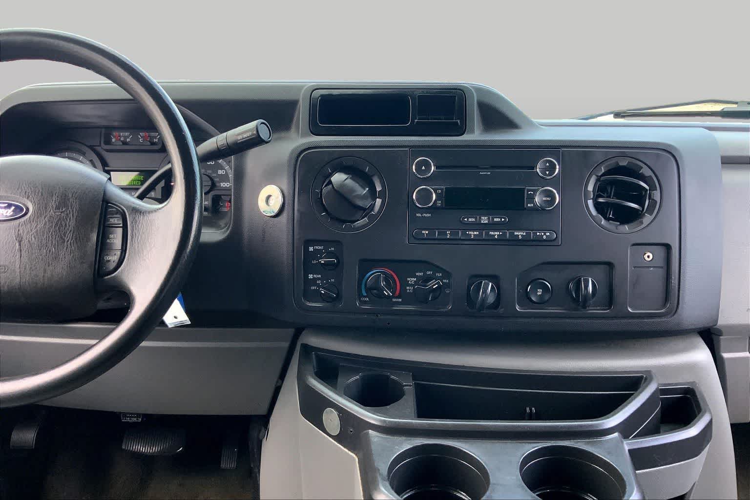 2014 Ford E-Series Wagon XLT Oxford White at Mac Haik Ford