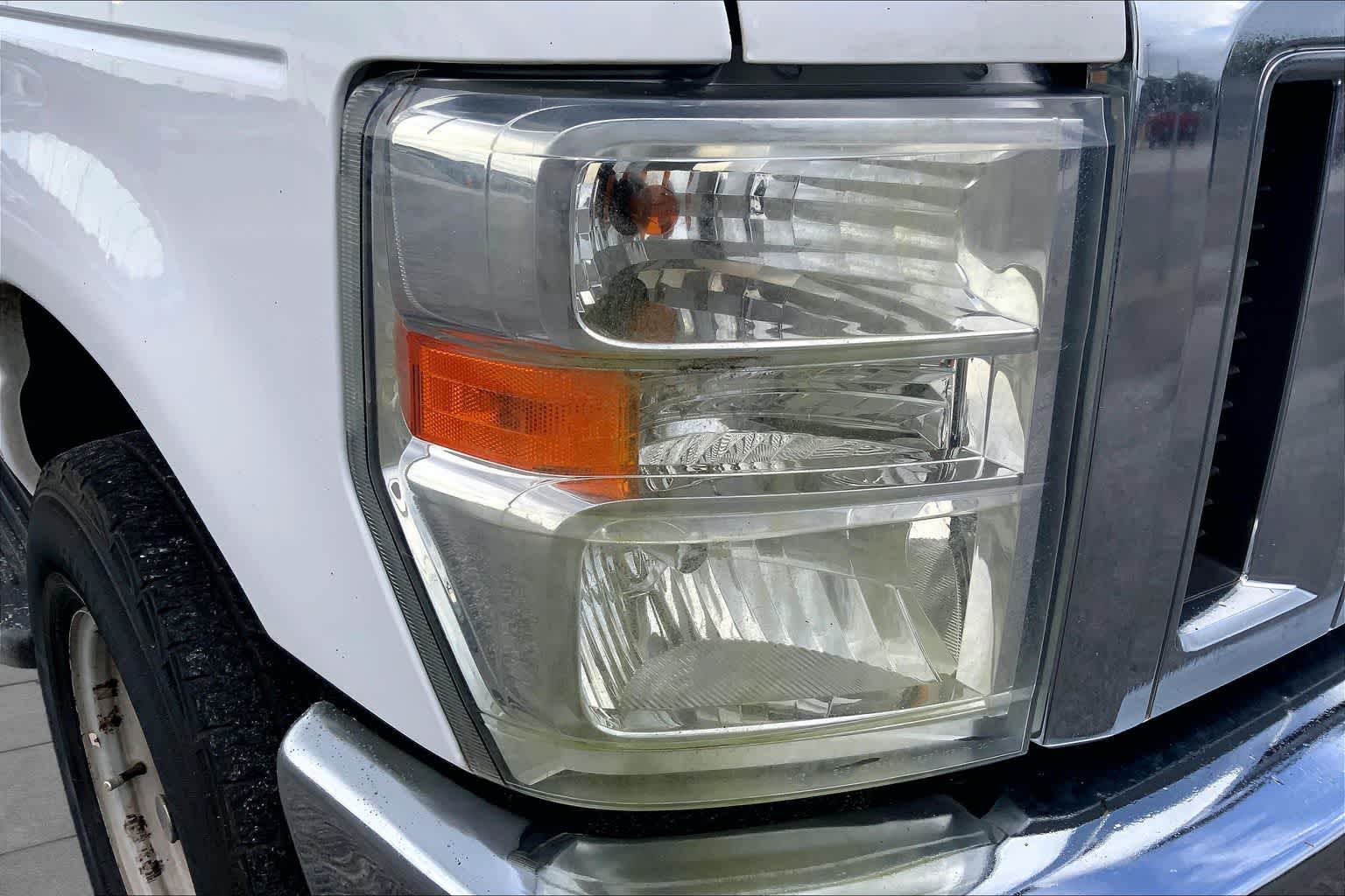 2014 Ford E-Series Wagon XLT Oxford White at Mac Haik Ford