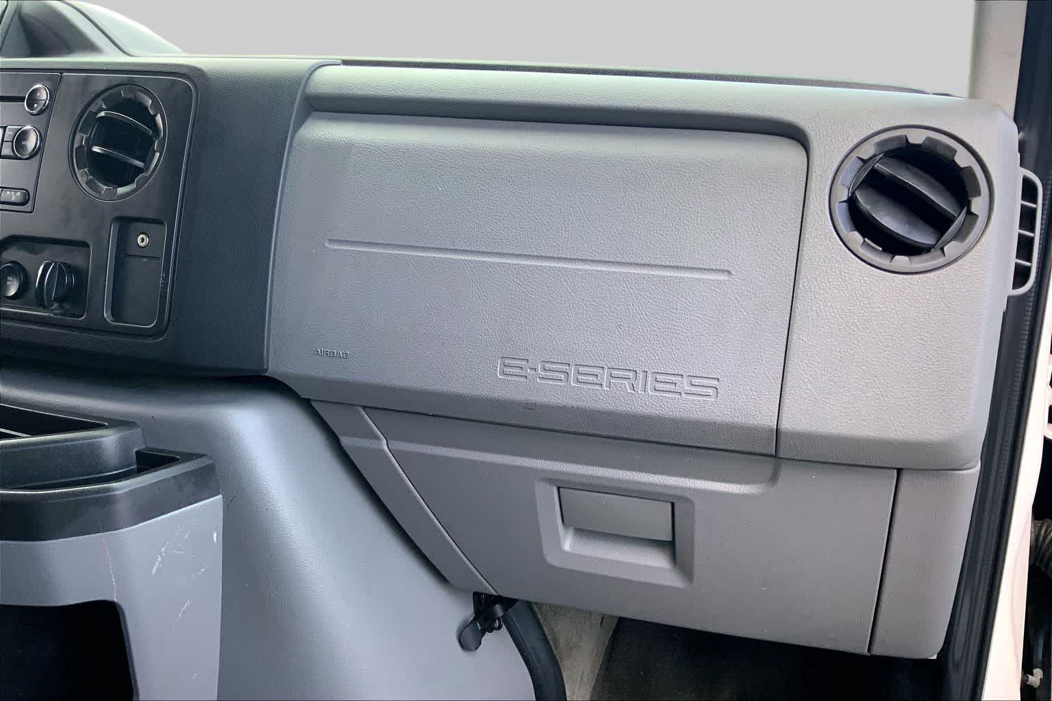 2014 Ford E-Series Wagon XLT Oxford White at Mac Haik Ford