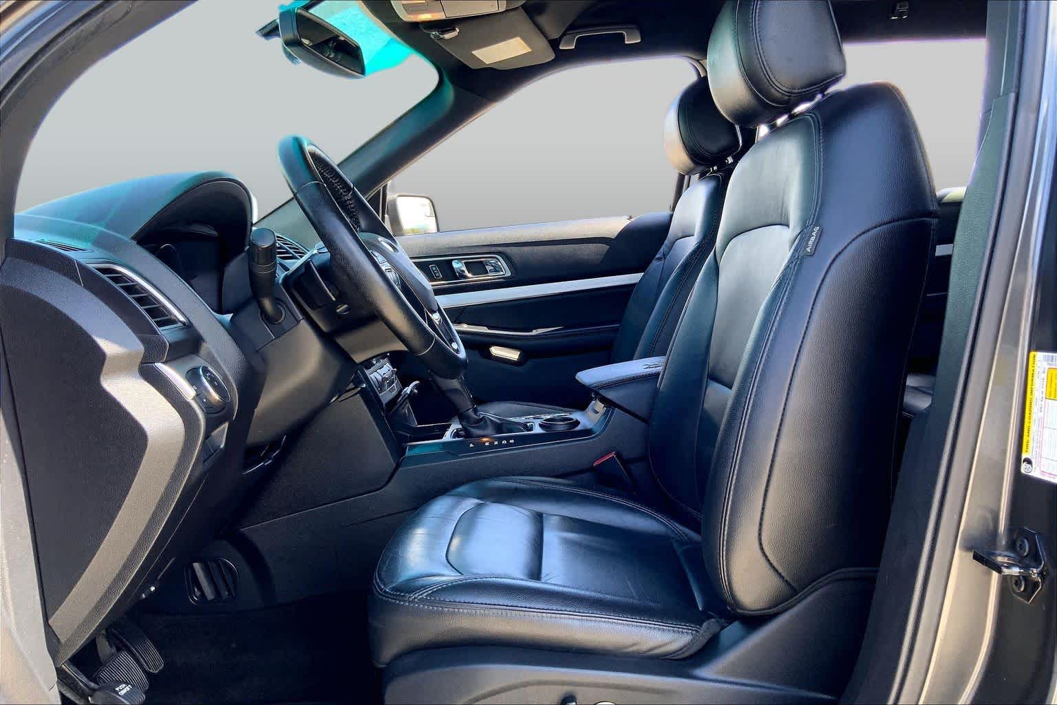 2016 Ford Explorer XLT Magnetic at Honda of Clear Lake