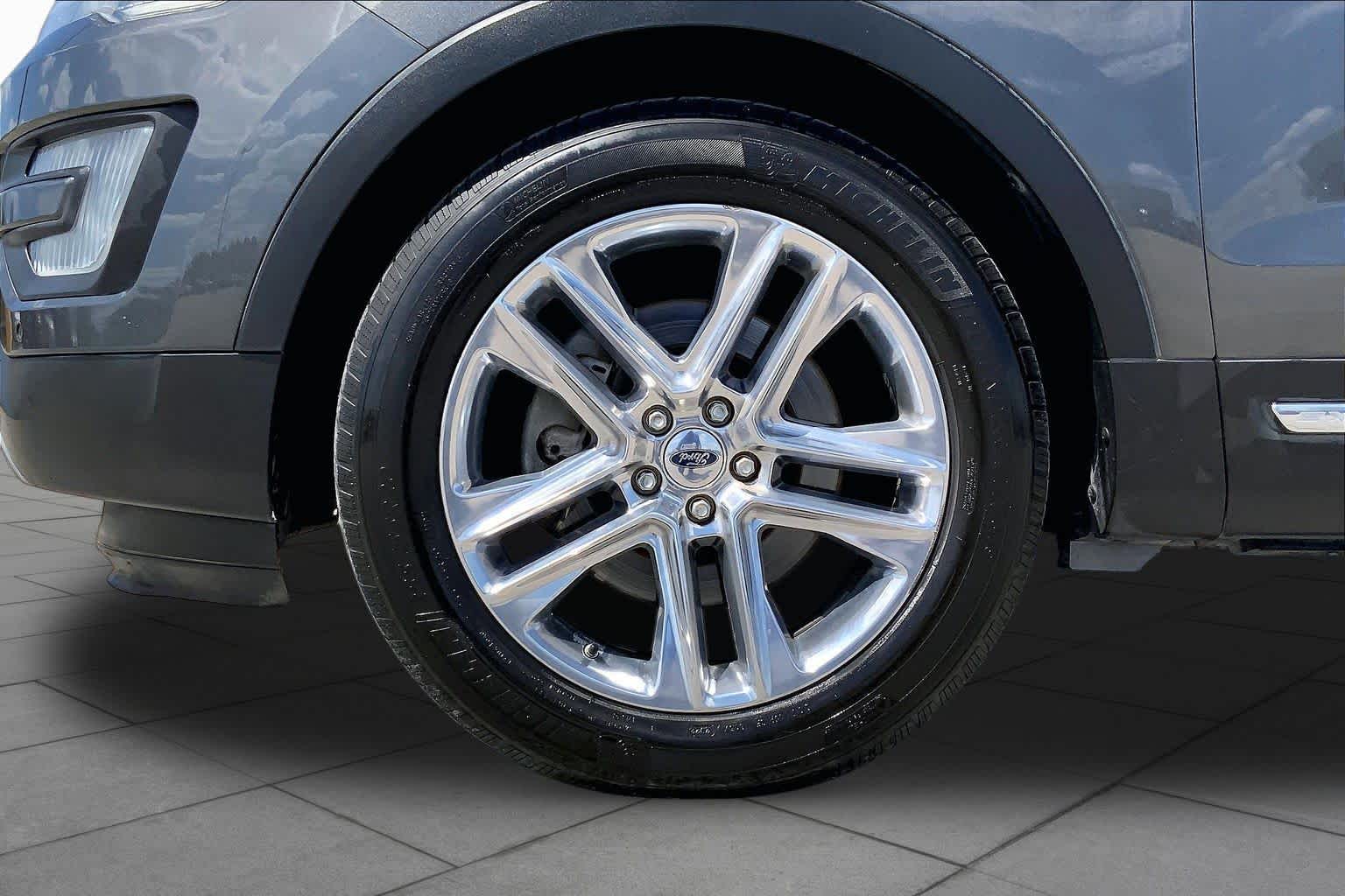 2016 Ford Explorer XLT Magnetic at Honda of Clear Lake