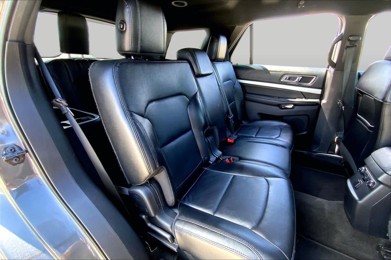 2016 Ford Explorer XLT Magnetic at Honda of Clear Lake