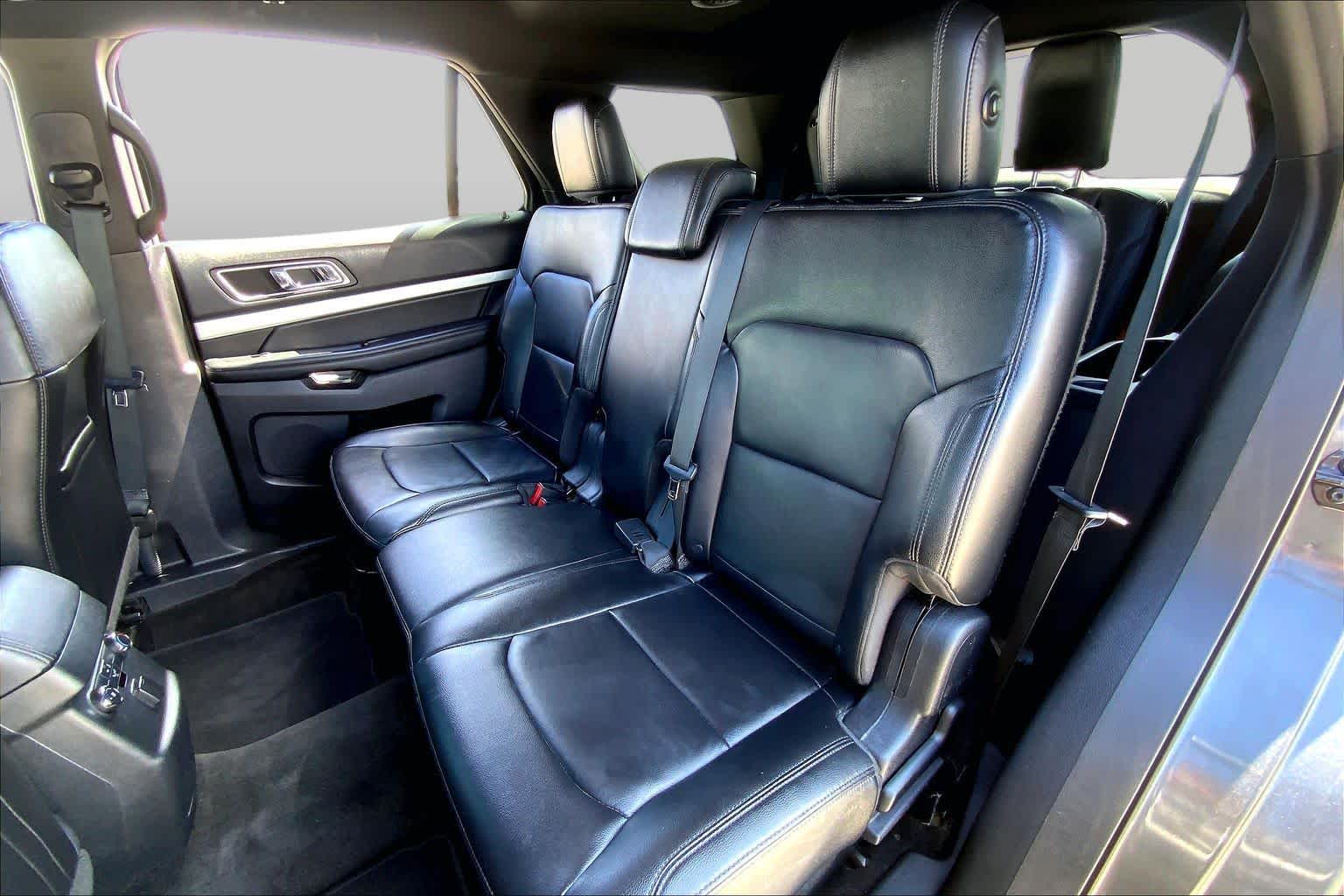 2016 Ford Explorer XLT Magnetic at Honda of Clear Lake