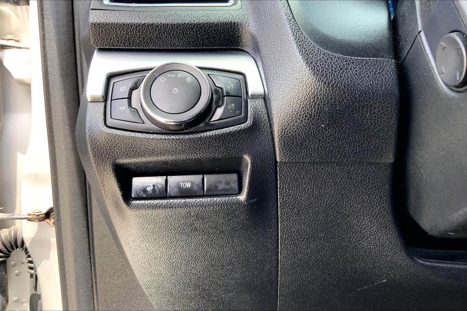 2019 Ford Explorer Limited Ingot Silver at Group 1 GMC Buick South