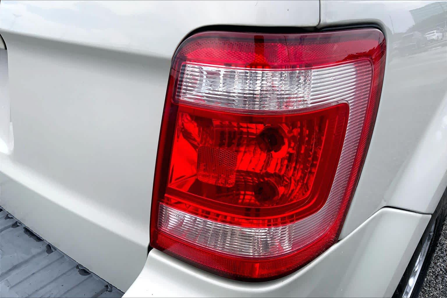 2008 Ford Escape XLT Light Sage Metallic at Beck & Masten Kia