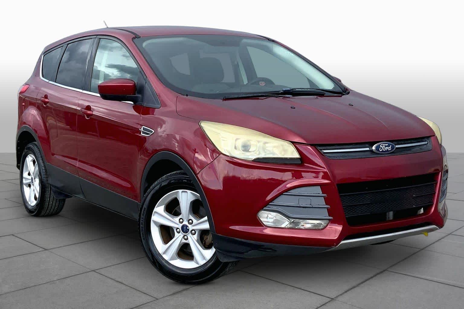 2016 Ford Escape SE Ruby Red Metallic Tinted Clearcoat at AutoNation USA Katy
