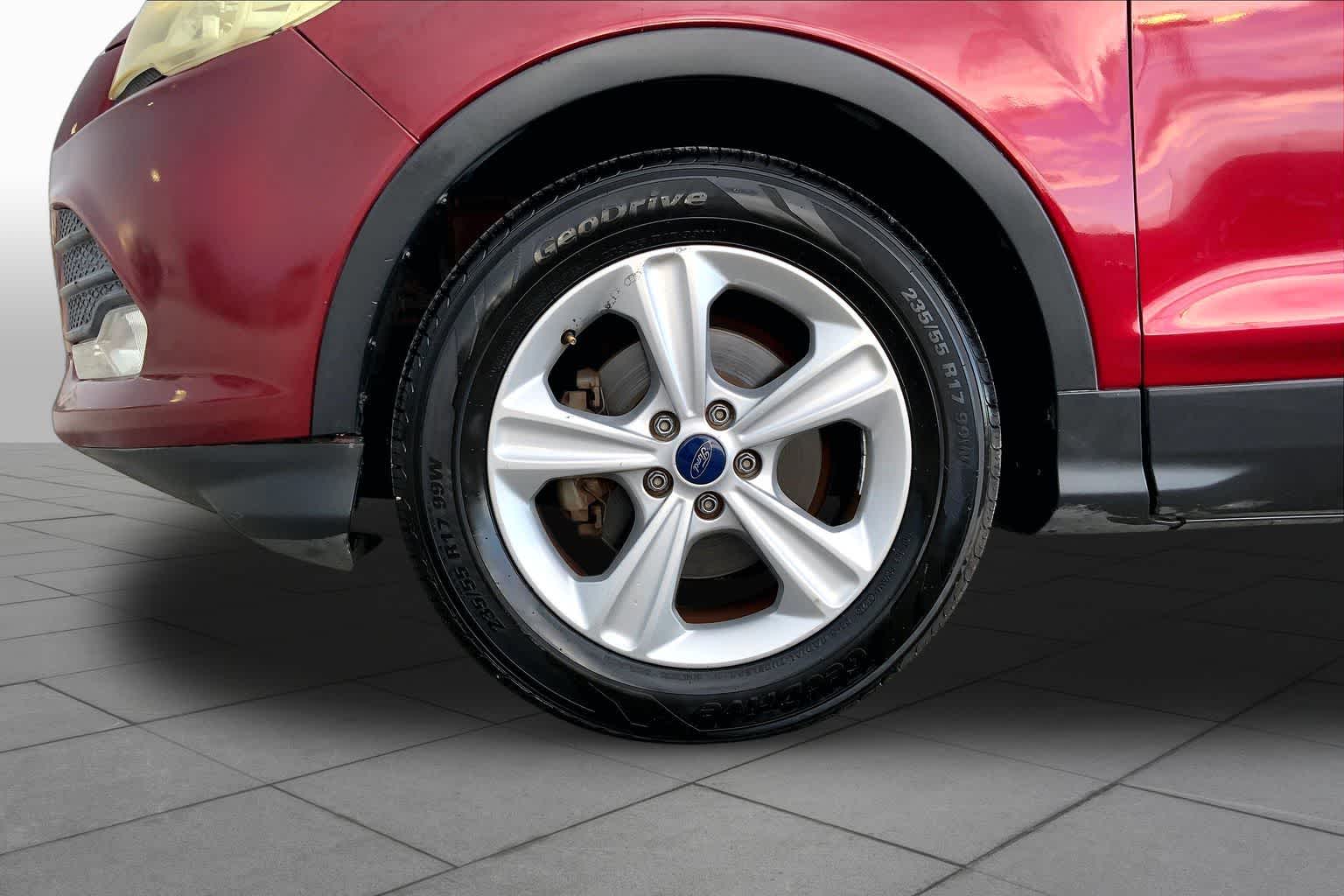 2016 Ford Escape SE Ruby Red Metallic Tinted Clearcoat at AutoNation USA Katy