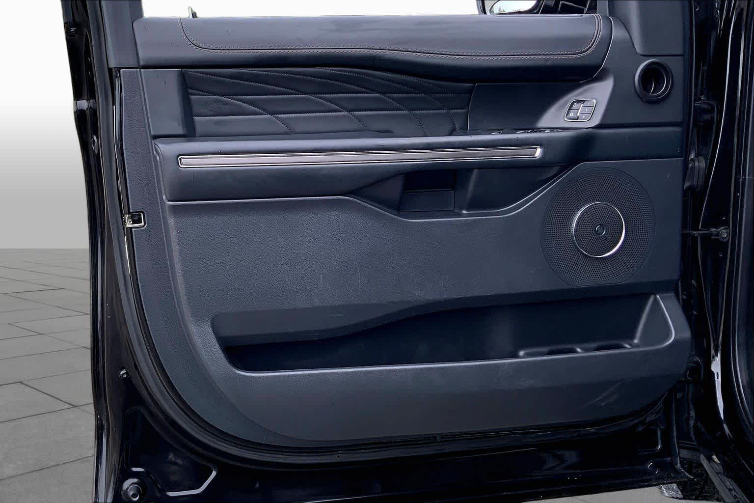 2023 Ford Expedition Platinum Agate Black at Texan GMC Buick