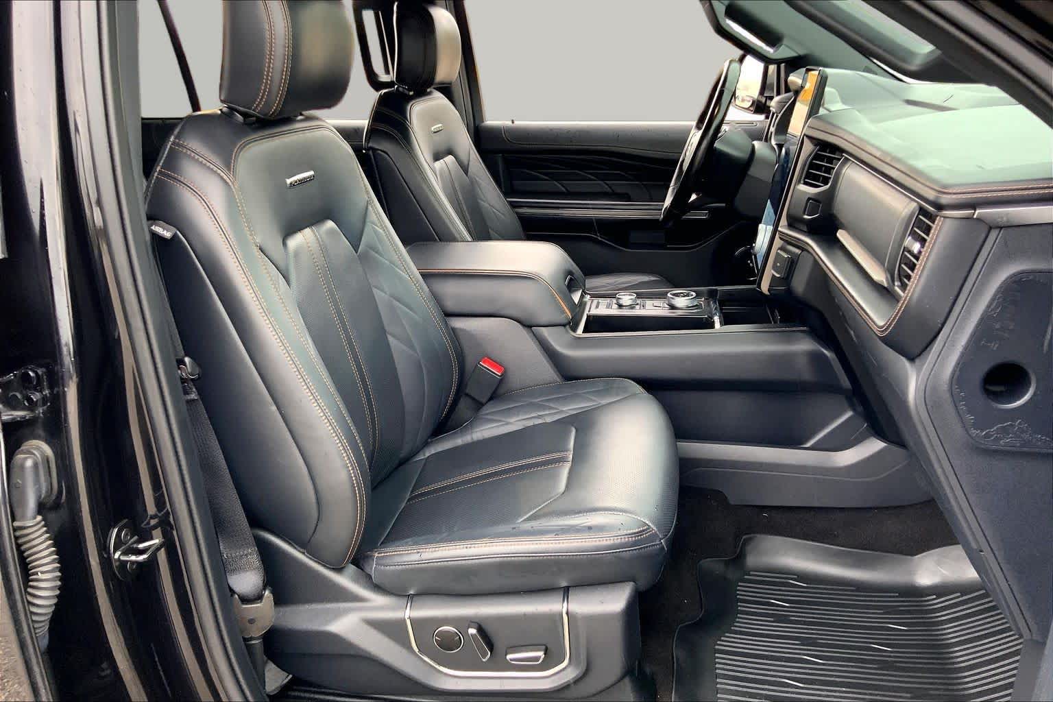 2023 Ford Expedition Platinum Agate Black at Texan GMC Buick