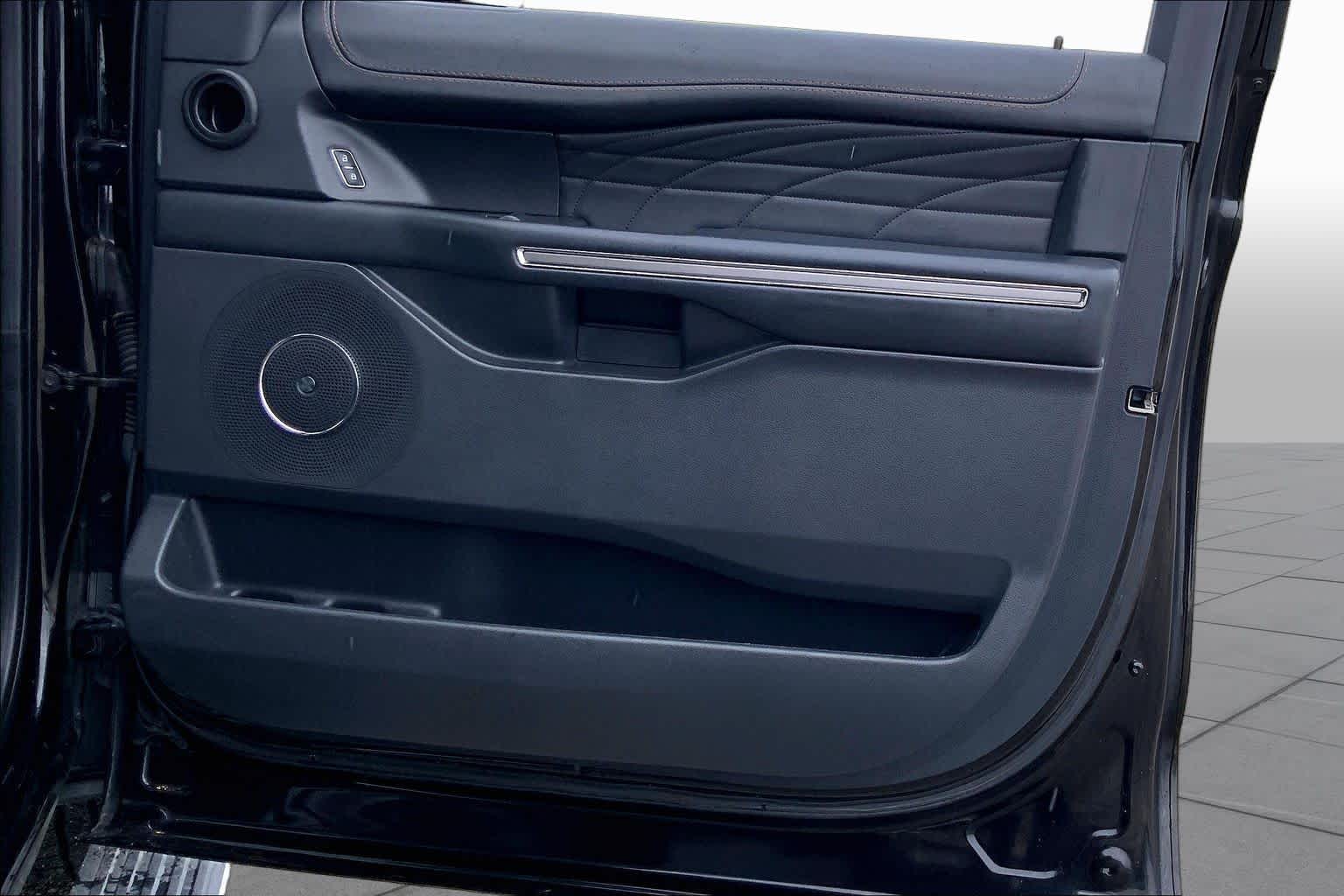 2023 Ford Expedition Platinum Agate Black at Texan GMC Buick