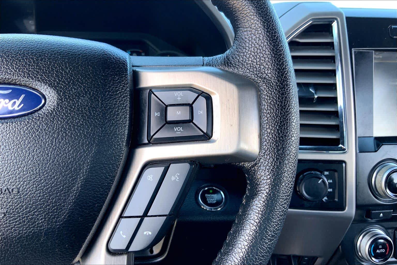 2015 Ford F-150 photo 24 of 36