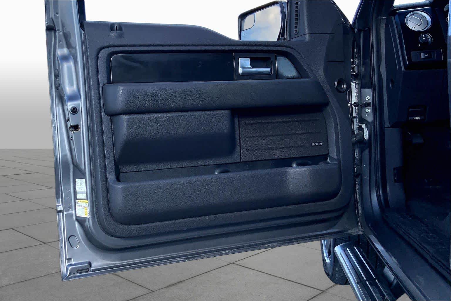 2013 Ford F-150 photo 21 of 36