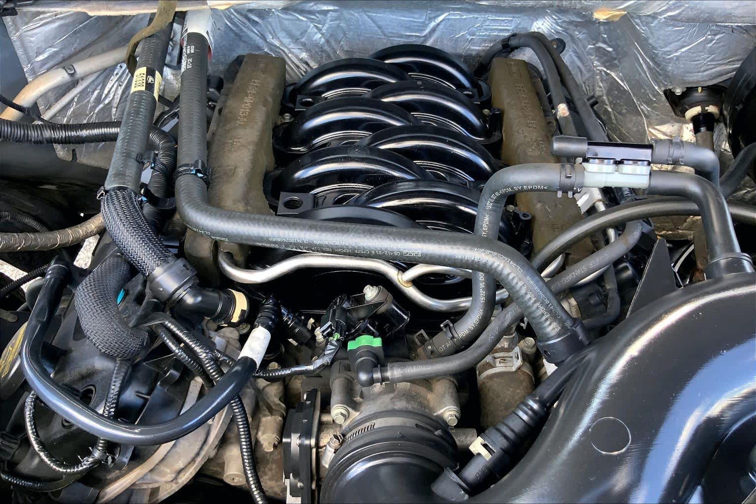 2013 Ford F-150 photo 32 of 36