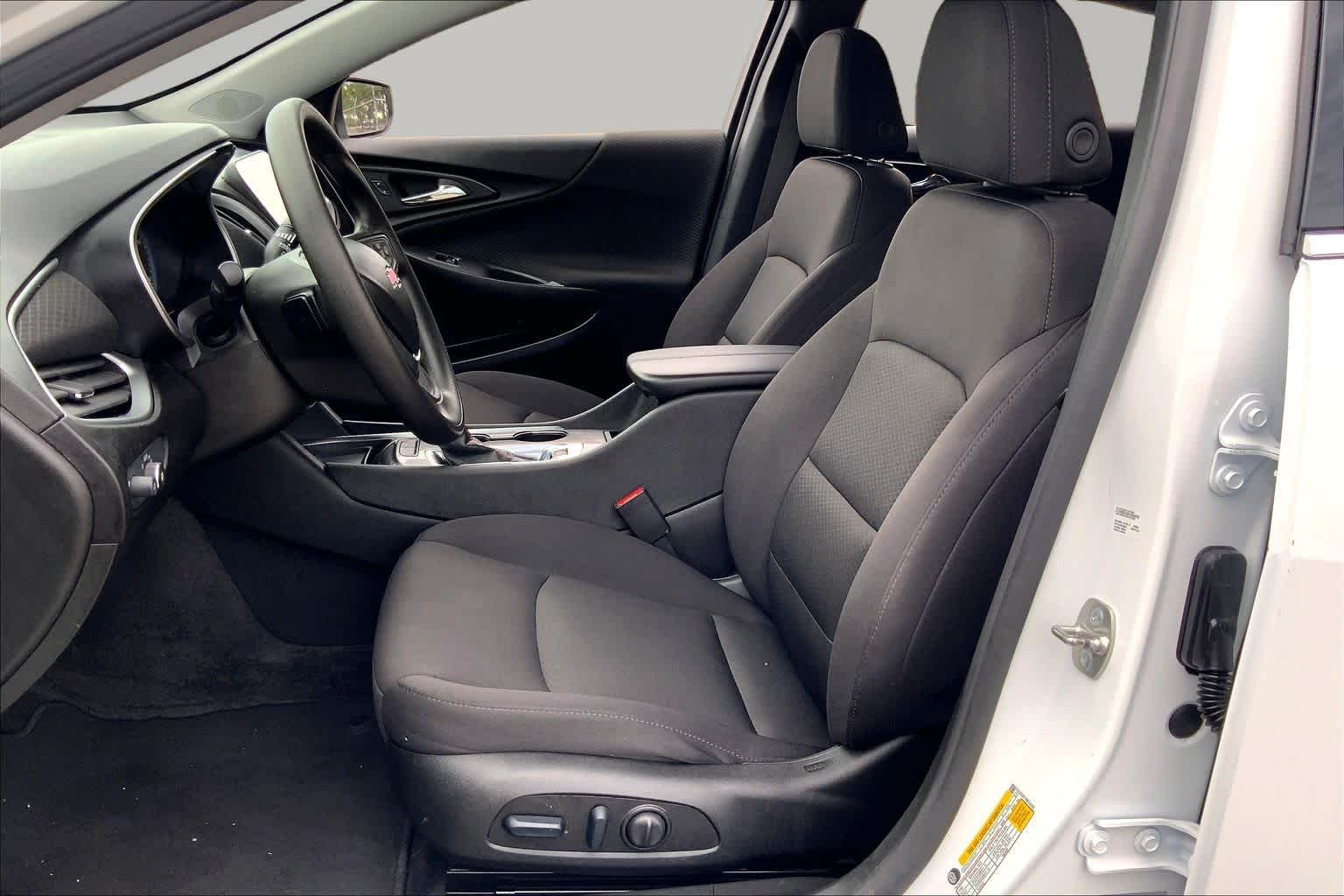 2024 Chevrolet Malibu LT Summit White at Texan GMC Buick