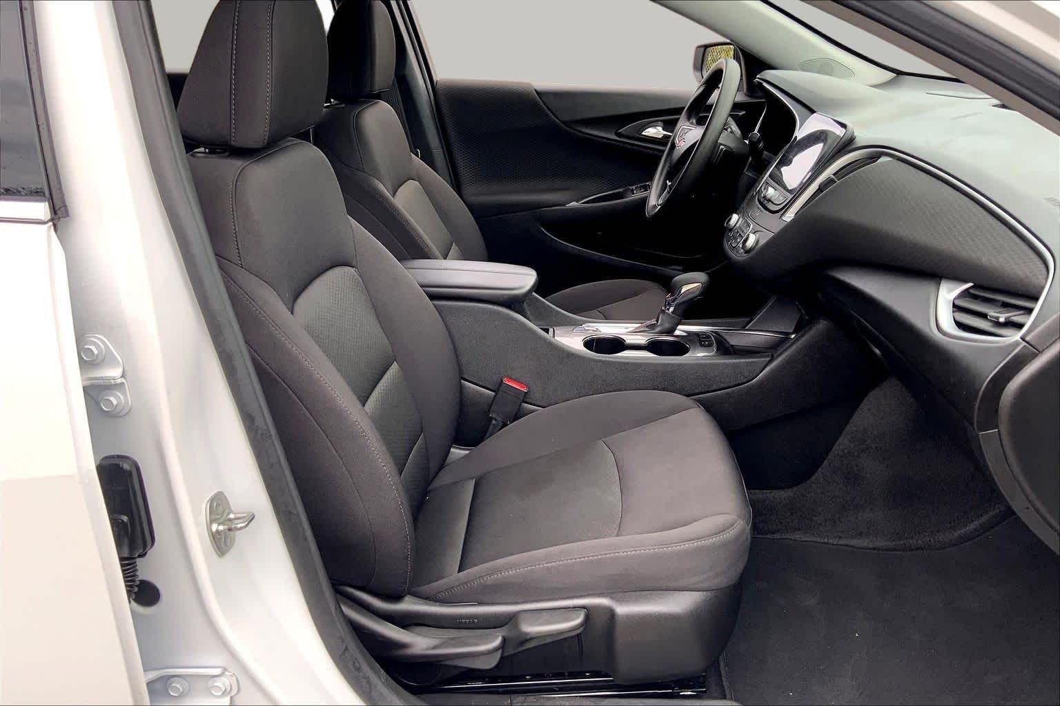 2024 Chevrolet Malibu LT Summit White at Texan GMC Buick