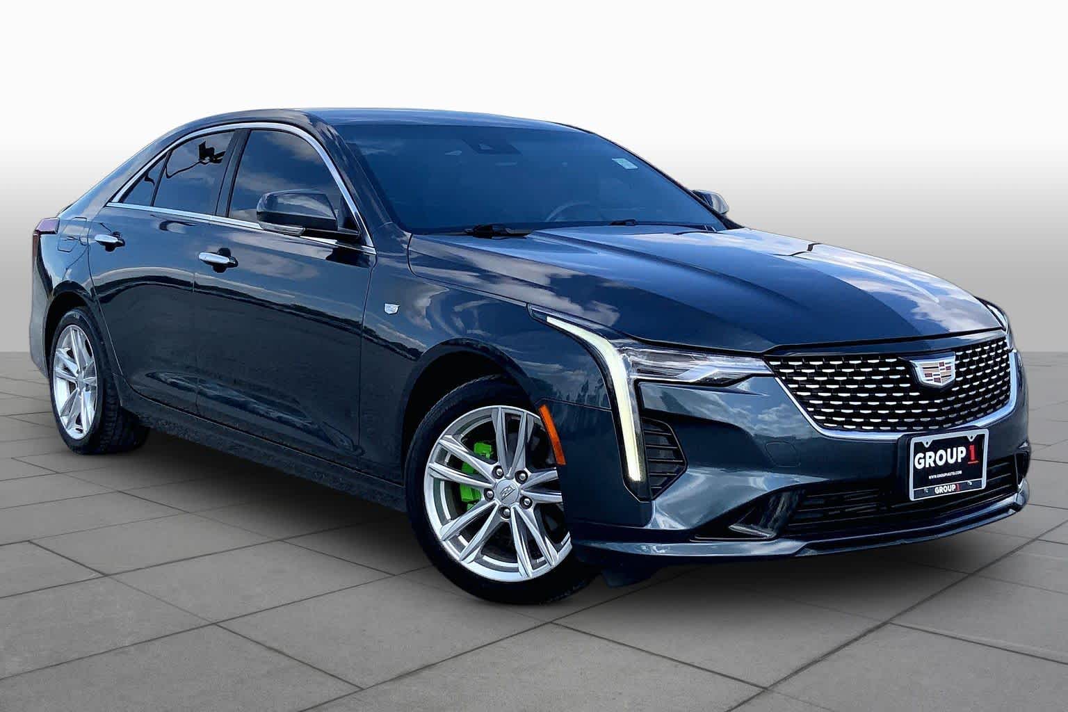 2022 Cadillac CT4 photo 3 of 36