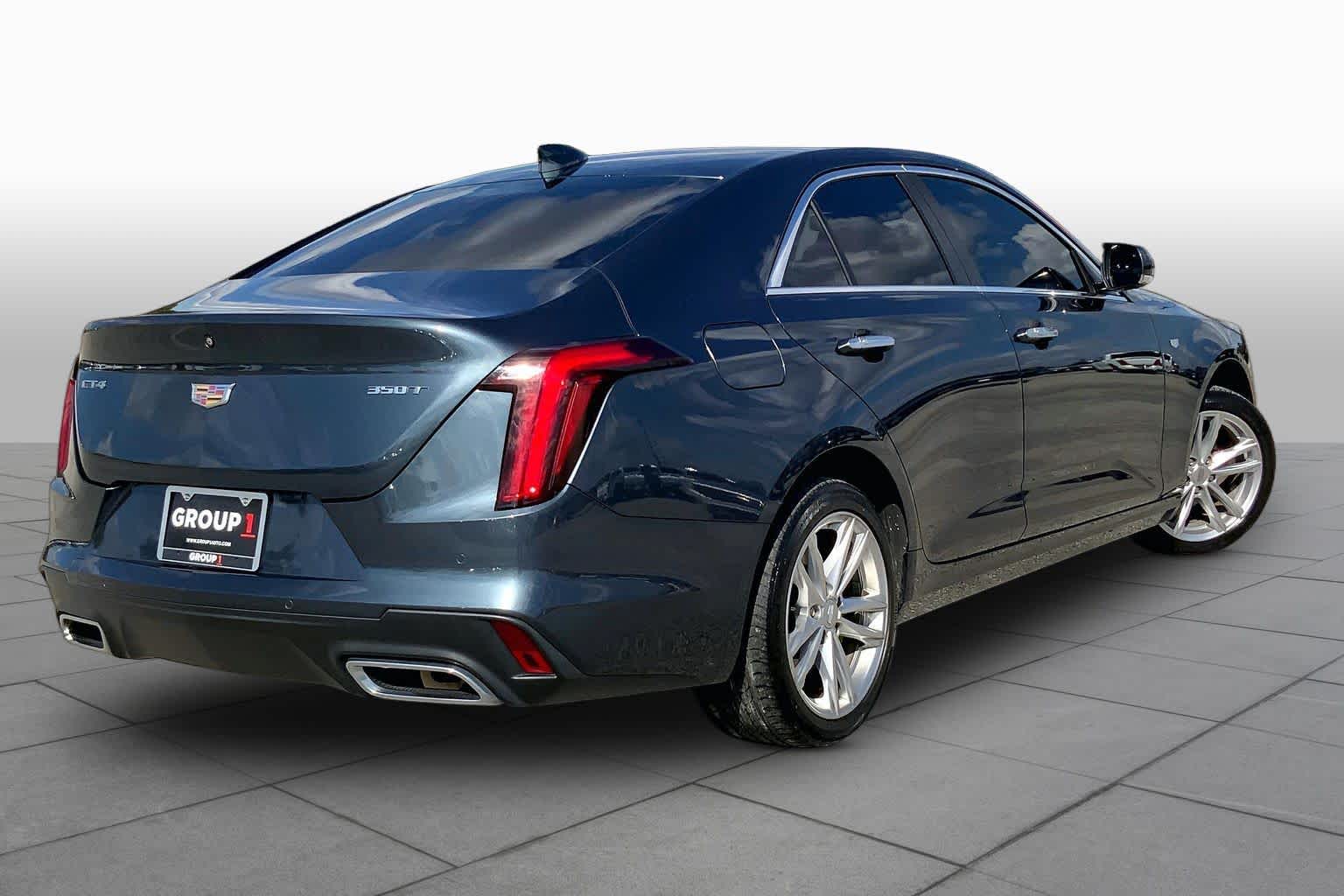 2022 Cadillac CT4 photo 13 of 36
