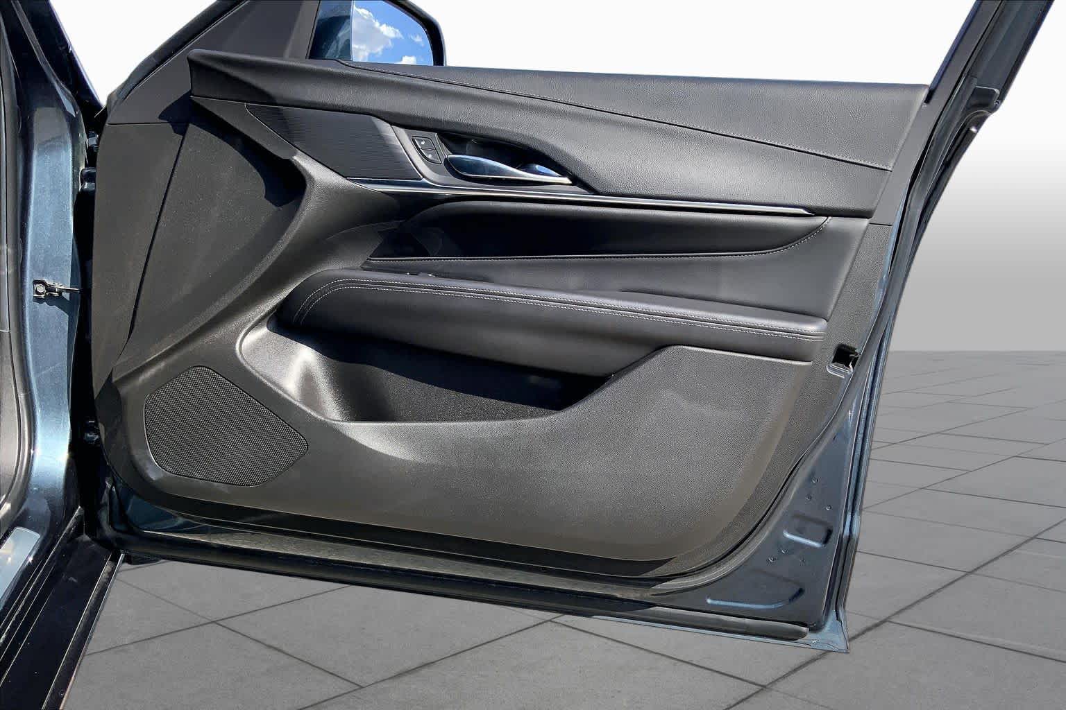 2022 Cadillac CT4 photo 22 of 36