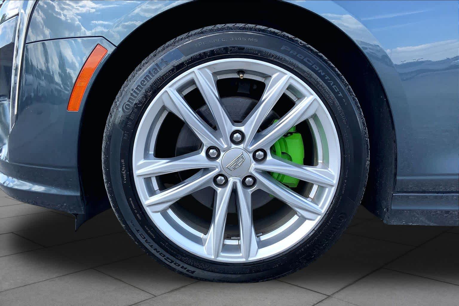 2022 Cadillac CT4 photo 11 of 36