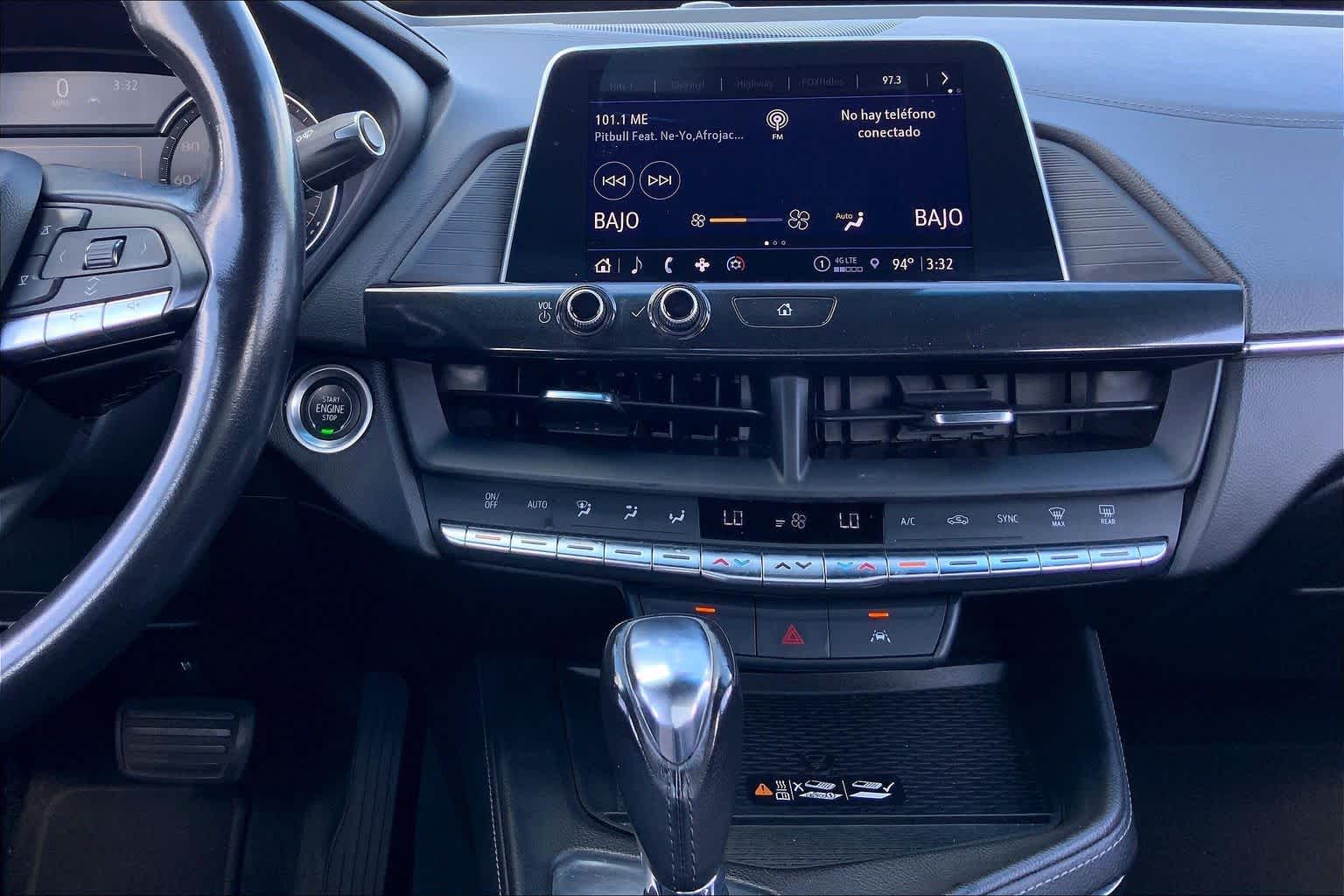 2022 Cadillac CT4 photo 7 of 36