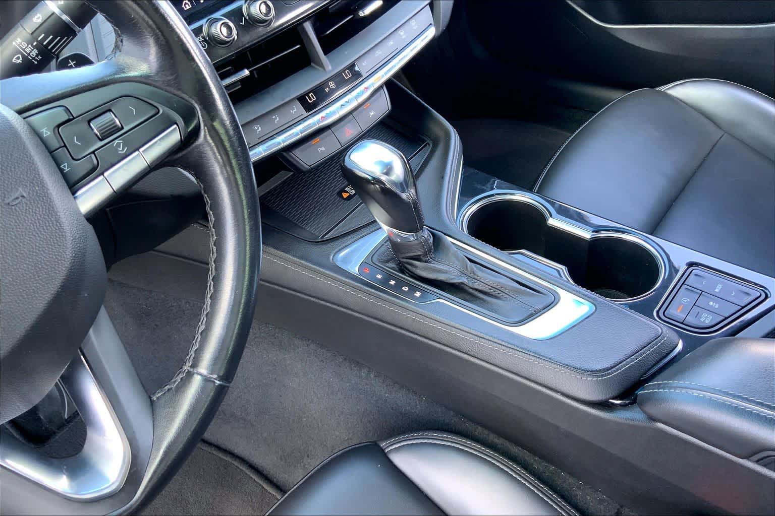 2022 Cadillac CT4 photo 16 of 36
