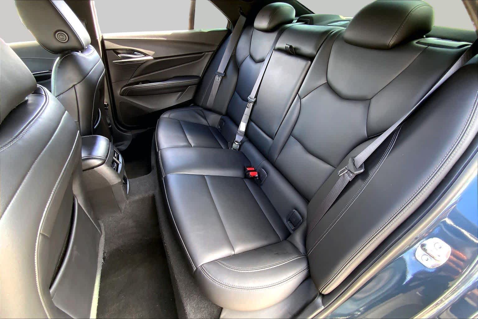2022 Cadillac CT4 photo 20 of 36