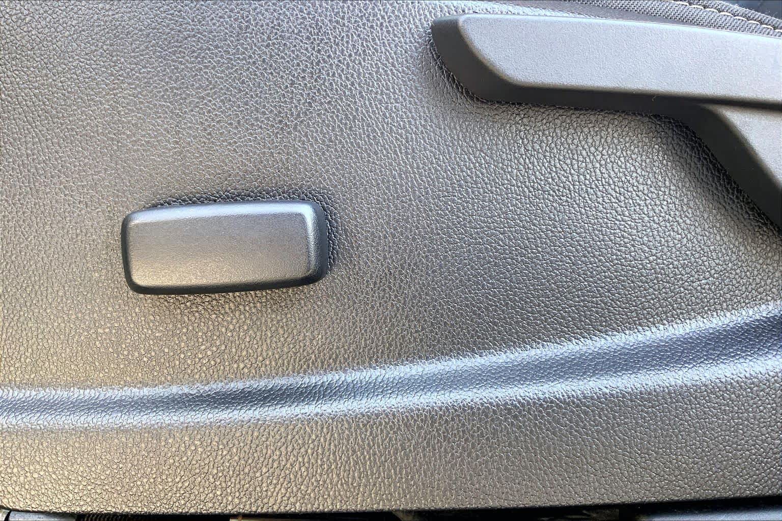 2019 Chevrolet Colorado 2WD LT Summit White at Auto Boutique Texas