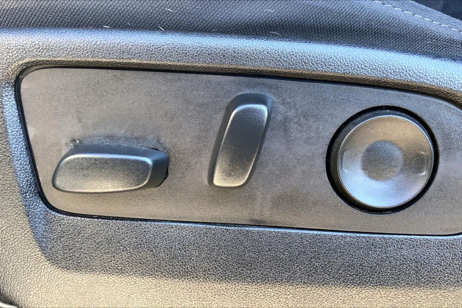 2022 Chevrolet Silverado 1500 photo 34 of 36